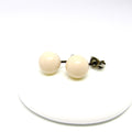 Ohrstecker aus Glas, creme