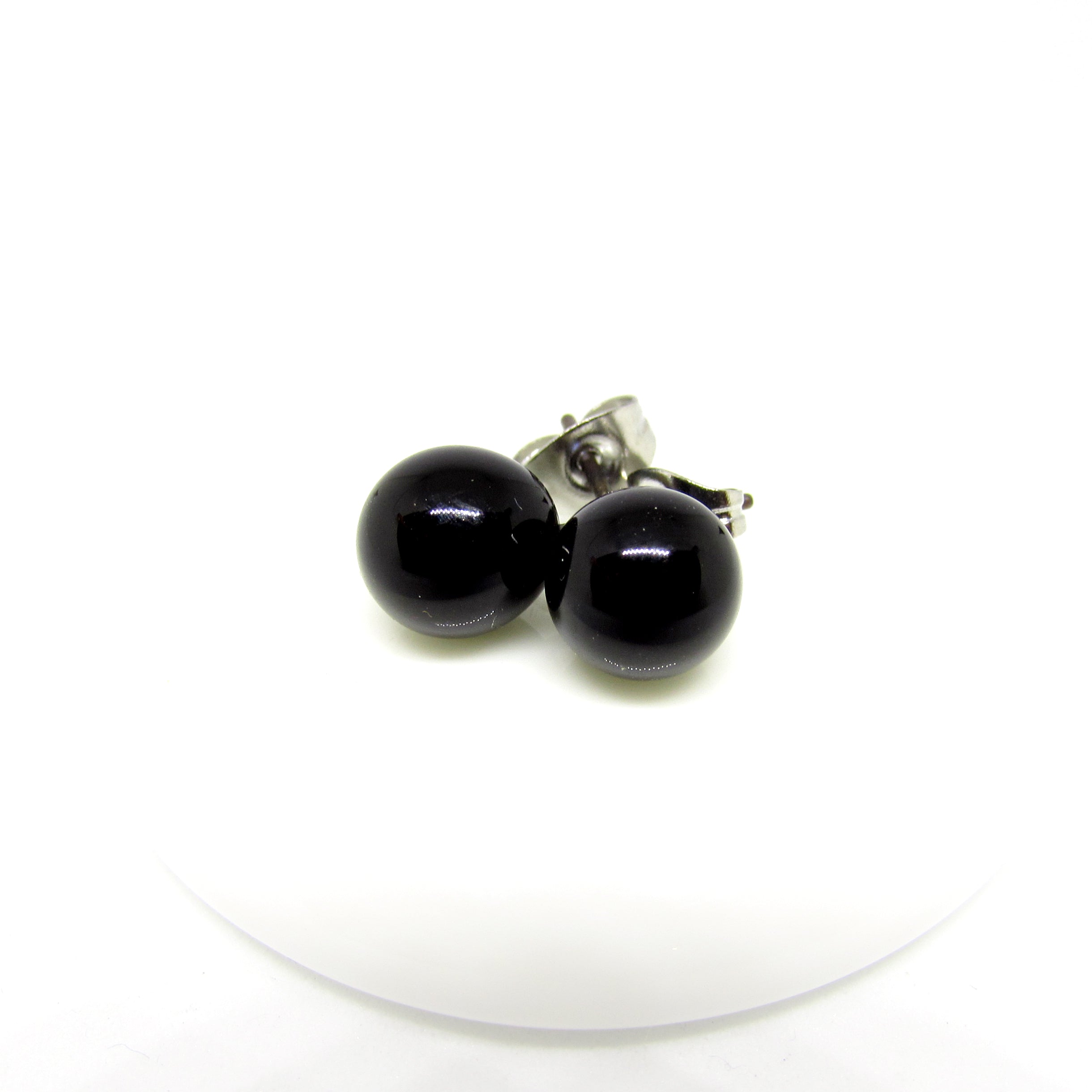 Ohrstecker aus Glas, schwarz