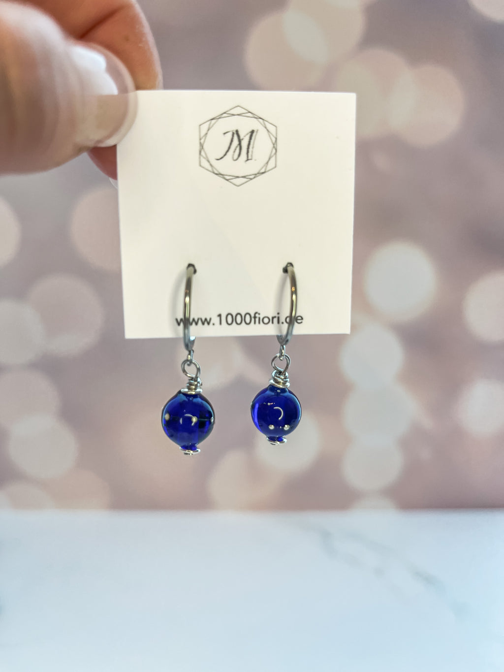 Creolen Kobalt blau transparent mit Glasperle, Edelstahl silber
