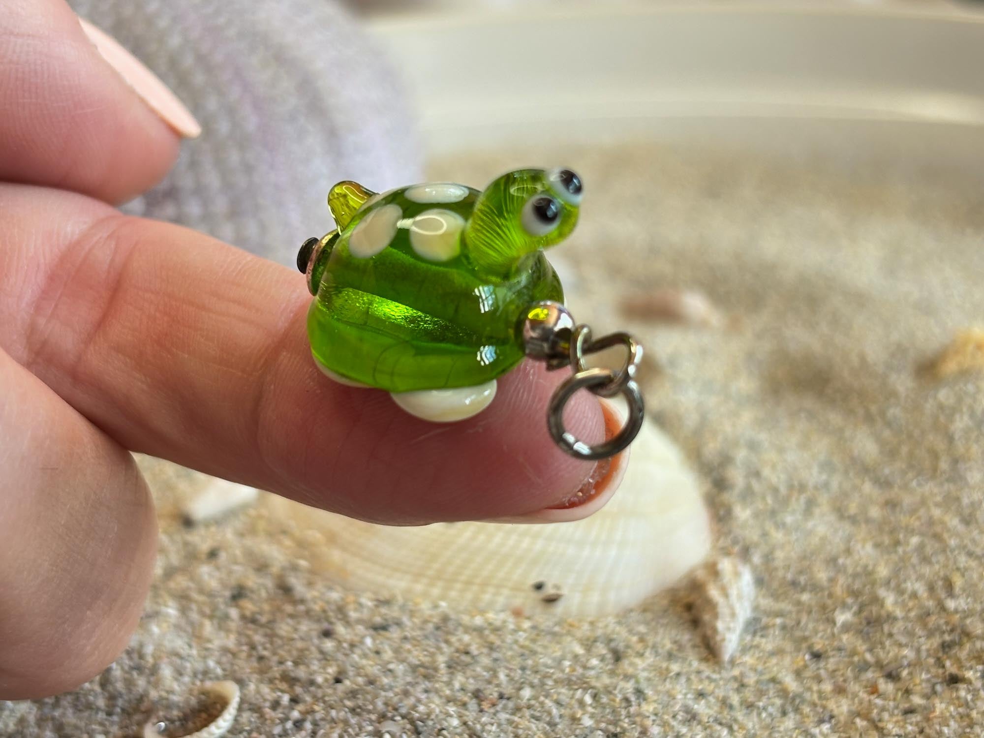 Kinderkette Schildkröte Hellgrün – handgefertigt aus Glas