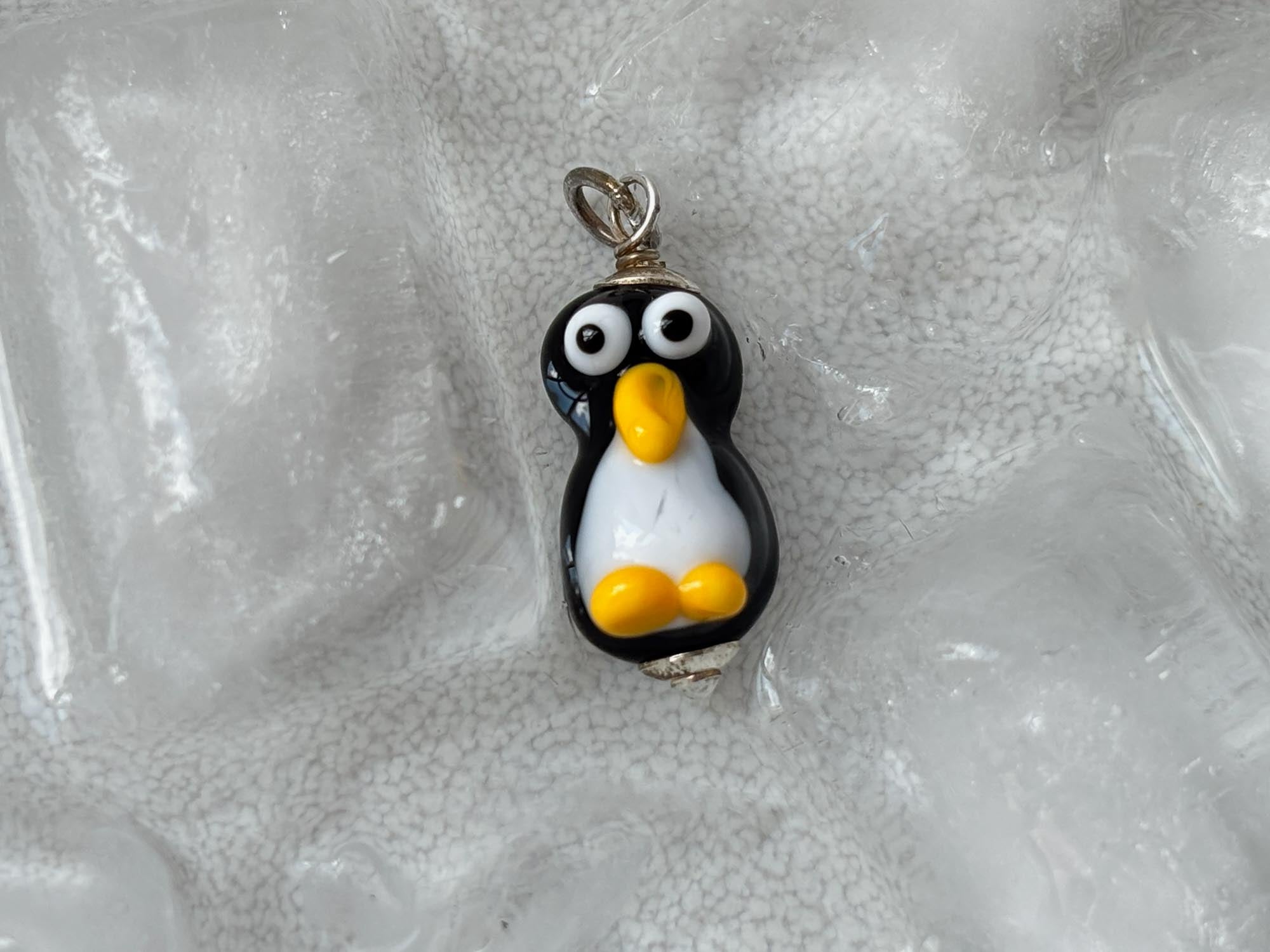 Kinderkette Pinguin aus Glas – handgefertigter Anhänger