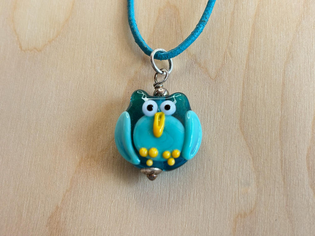 Kinderkette Eule aus Glas – handgefertigter Anhänger