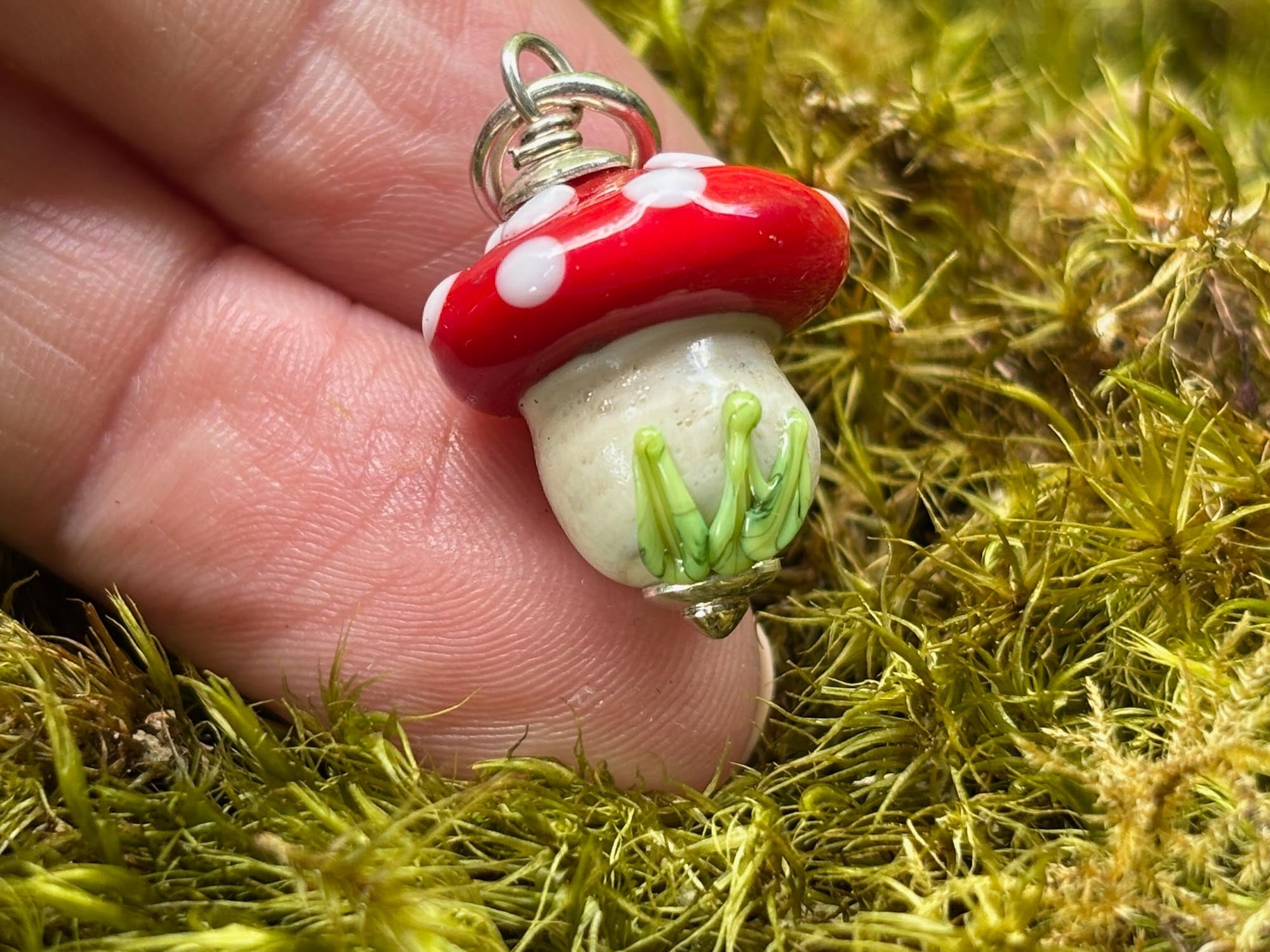 Kinderkette Fliegenpilz – handgefertigter Glasanhänger
