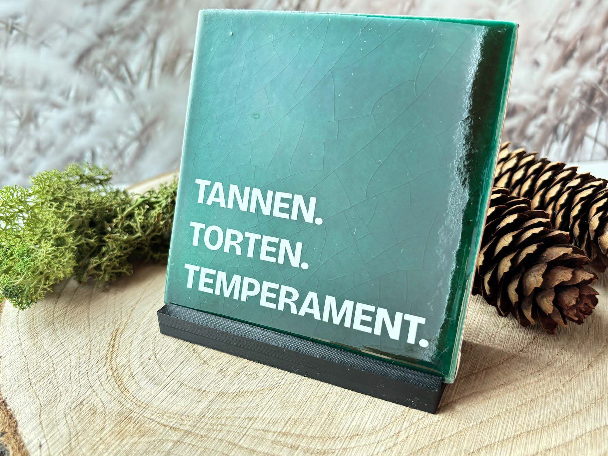 Schwarzwald-Kachl | Tannen Torten Temperament